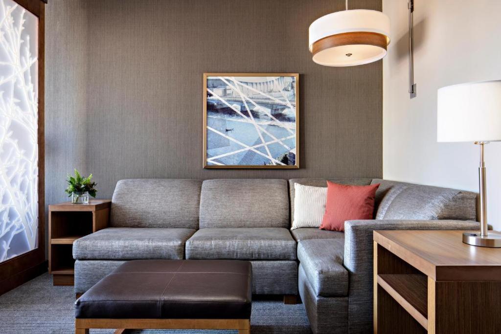 Hyatt Place Grand Rapids Downtown Екстер'єр фото